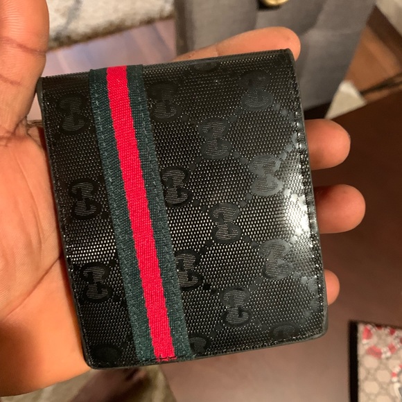 Gucci wallet - Picture 2 of 3